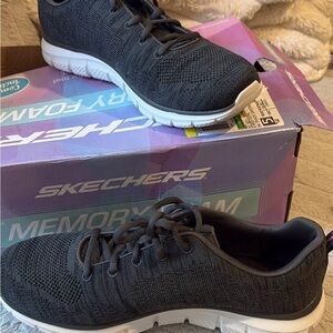 Skechers’s Track Daytime Dreamer Women’s Sneaker